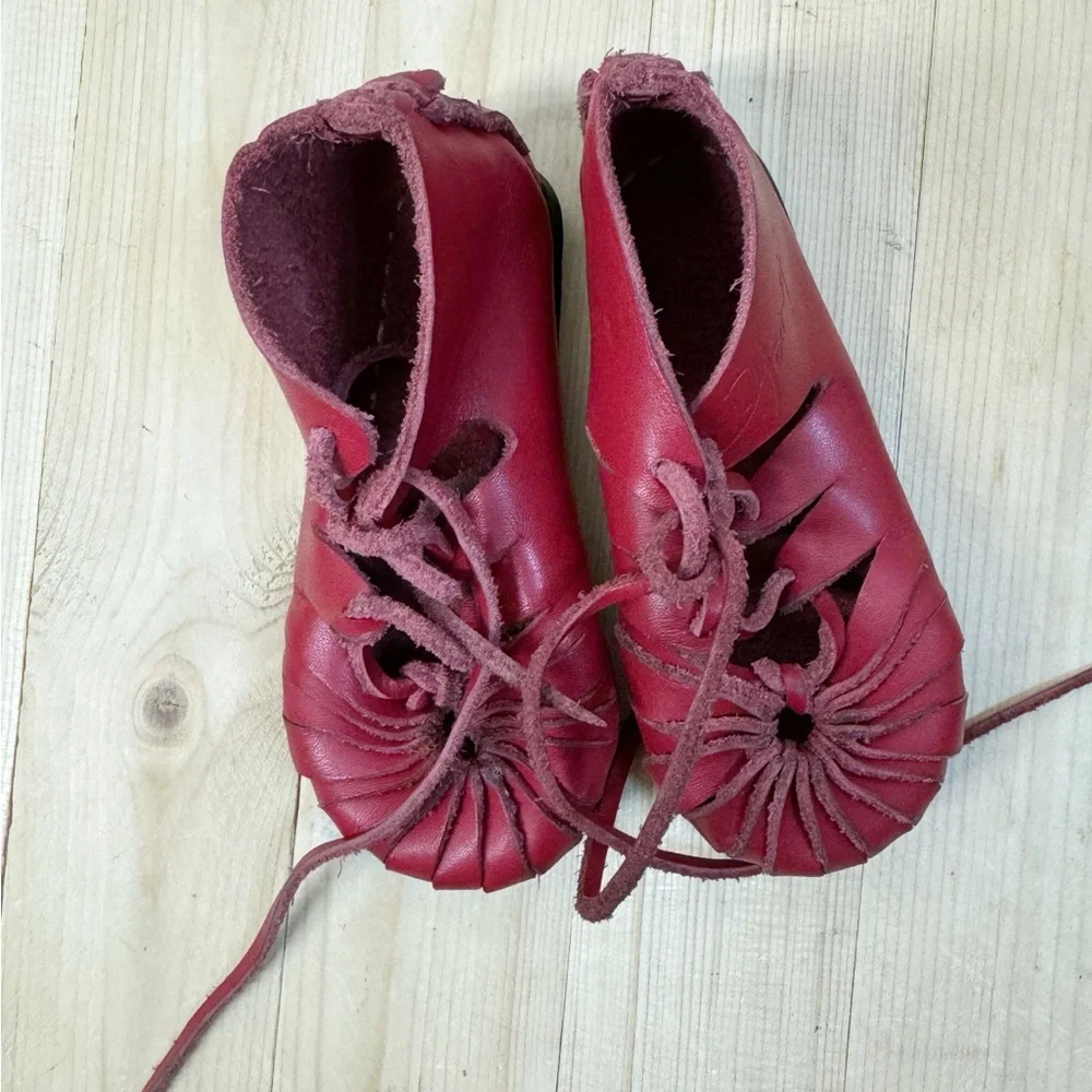 Handmade Red Baby Leather Shoes. Approximate fit 6/12 months. Great Condition